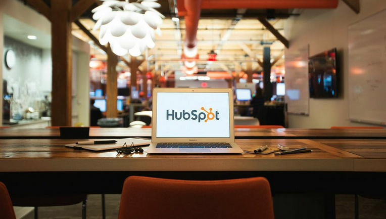 <span id="hs_cos_wrapper_name" class="hs_cos_wrapper hs_cos_wrapper_meta_field hs_cos_wrapper_type_text" style="" data-hs-cos-general-type="meta_field" data-hs-cos-type="text" >HUBSPOT ET GDD* POUR PREFERENDUM.FR</span>